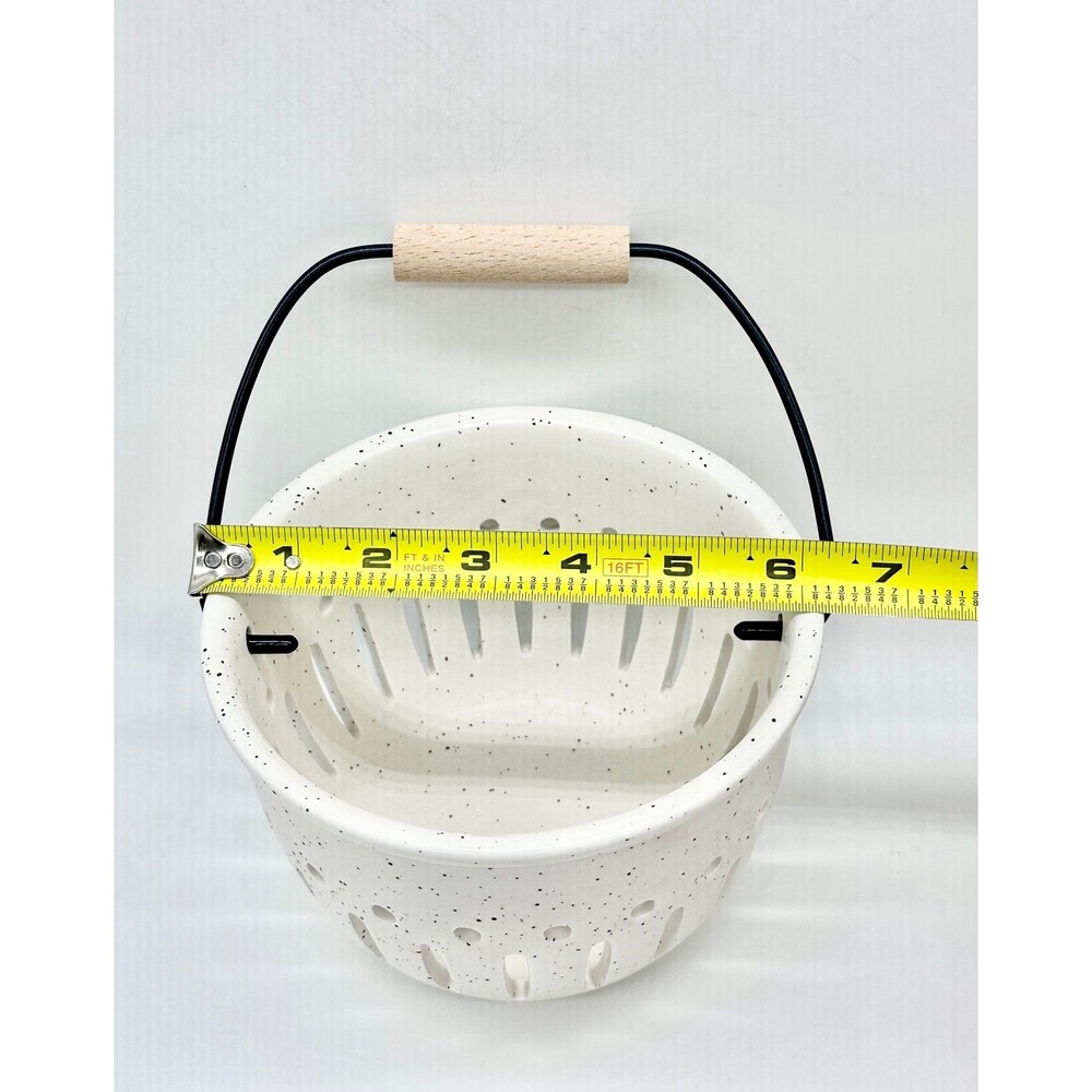 White Speckled Ceramic Dolomite Colander Strainer Wire Handles - Picture 7 of 7